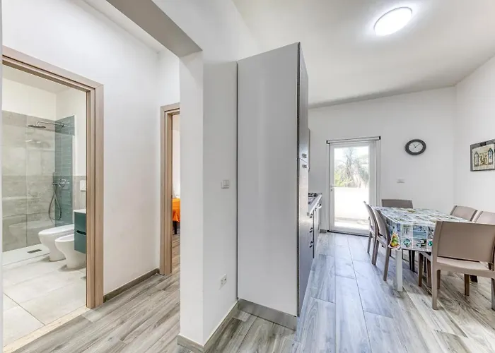 A 30 M Dalla Spiaggia Climatizzato Apartmán